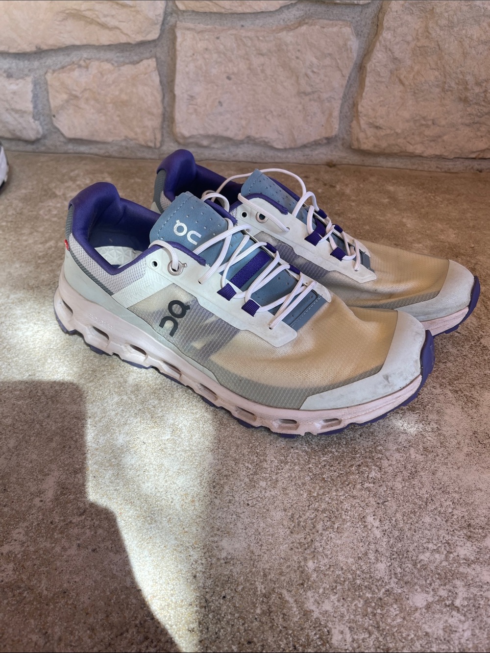 On Running Cloudflow Neutral Cream & Purple Running Shoes
